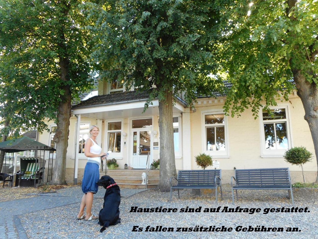 Hofhotel Kraehenberg Groemitz Exterior photo